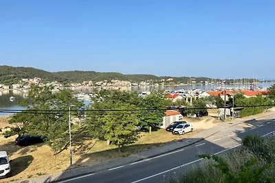 Appartamento Vacanza con famiglia Supetarska Draga