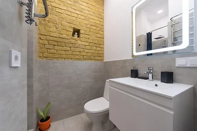 Two bedrooms 1 Rognidynska str.