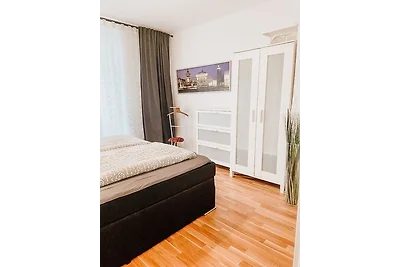 Gemütliche FeWo mit Balkon & WIFI