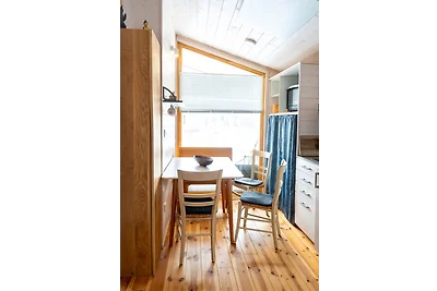 (408) Kleini-Haus mit Kamin und