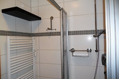 Friesenperle 2, Feldstrasse