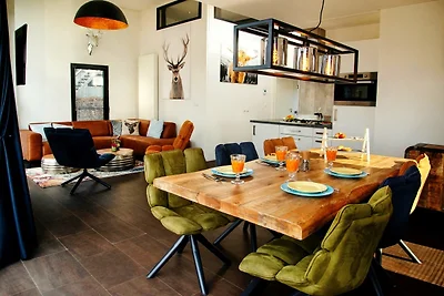 Royale Cube mit Dachterrasse.