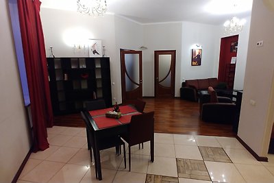 Two bedrooms. 25 V.Vasylkivska str.