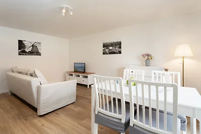 Dorfstrasse 24 Grebin Hahn