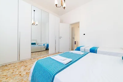 Villetta Pina 50 metri da spiaggia