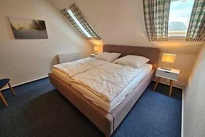 Pferdekoppel im Haus zwischen den