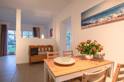 Hof Garz Wohnung Rosengarten