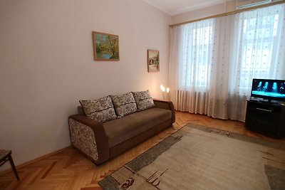One bedroom. 3 Baseina str.