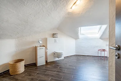 Nr. 6 Ewiges Meer mit Loggia