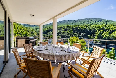 Villa Anastasia, Special one,am
