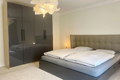 Ruhiges Landhaus am Wald mit Garten