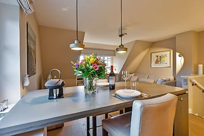 Kuschelnest unter Reet mit Pool und