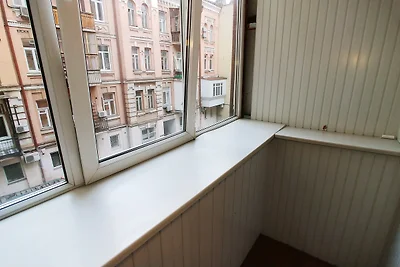 One bedroom. 5a Baseina str .