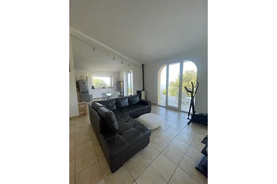 Villa Karillos