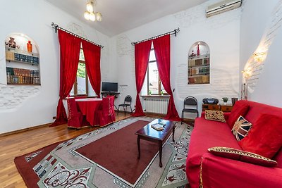 One bedroom. Lux. 9 Pushkinska str.