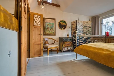 Friedrichstadtnixe im Herzen der