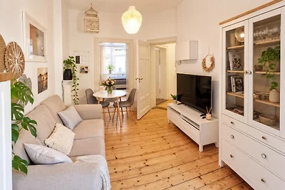 Velmora Boutique Suites: Cozy