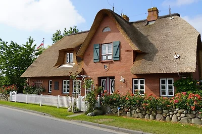 Ferien unterm Reetdach Whg 03
