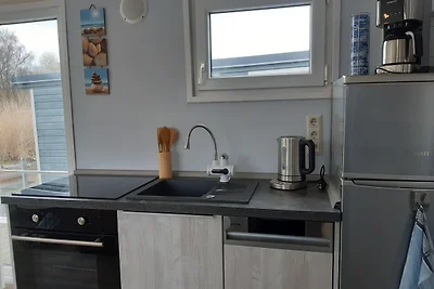 Hausboot, schwimmendes Ferienhaus