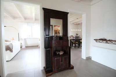 Penthouse "LaBella" V5W7