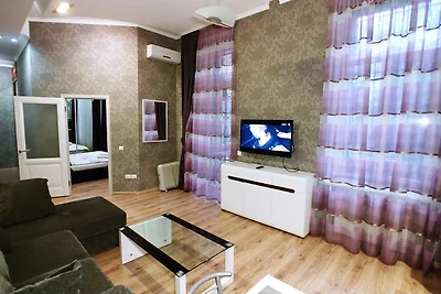 One bedroom. 6 Zankovetskoi St.