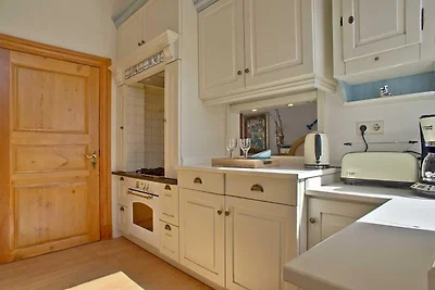 Friedrichstadtnixe im Herzen der