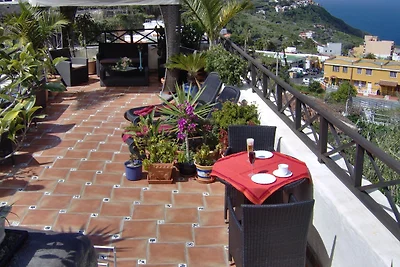 Apartment mit privatem Balkon sowie