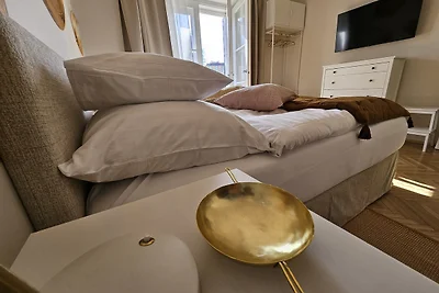 Golden Flat by GrazRentals