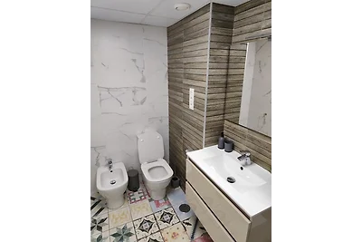Schöne Wohnung mit Pool, 50m zum