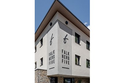 Falkners Five - Apartment three