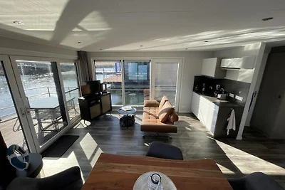 Casa su barca Vacanza single Görlitz