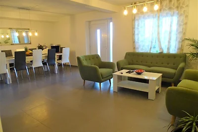 Villa Nikola
