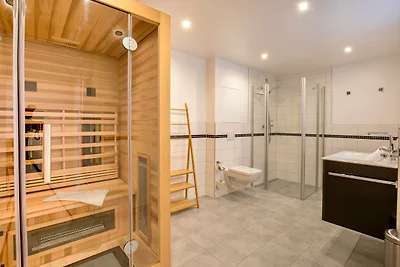 Alte Fischfabrik August 24