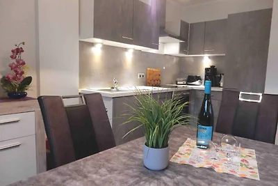 Resi D04