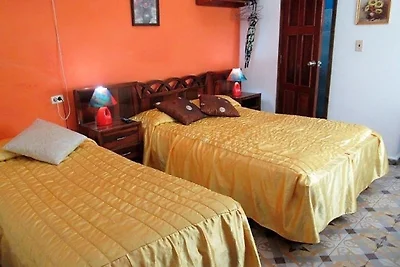 Hostal Dr. Claudio y Iliana