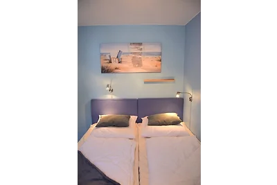 Fam. Wenzler App."Nautic"(Nr. 10)