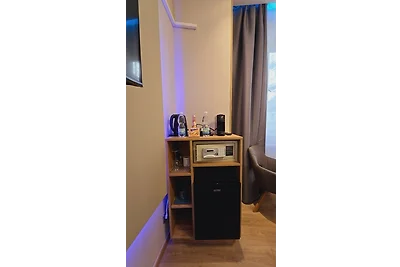 Elegance Lux Living 212