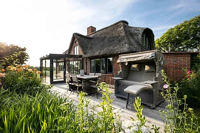 Luxuriöses Ferienhaus Room No. 1