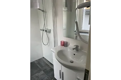 ML Motel Doppel-/Familienzimmer mit