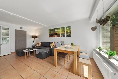 Apartment 611