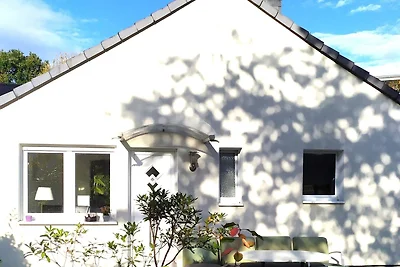 Haus im Garten in der Nähe von