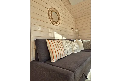 Modernes Tiny House mit Naturblick