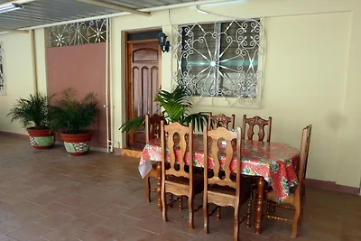Hostal El Yoyi & Liuba Appartement
