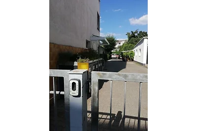 Apartment EG 04