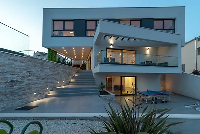 VillaLux2022 mit Pool beheizt