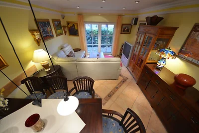 Ferienhaus "Strandflieder" in Gross