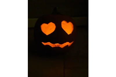 Brockenhütte am Waldesrand