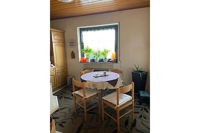 Haus Willi Monteur-/und