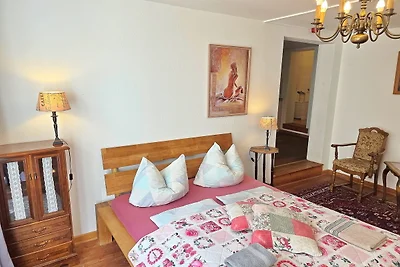 App. 1 mit Balkon - Café 28 &