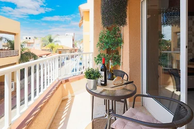 Town center location apartment